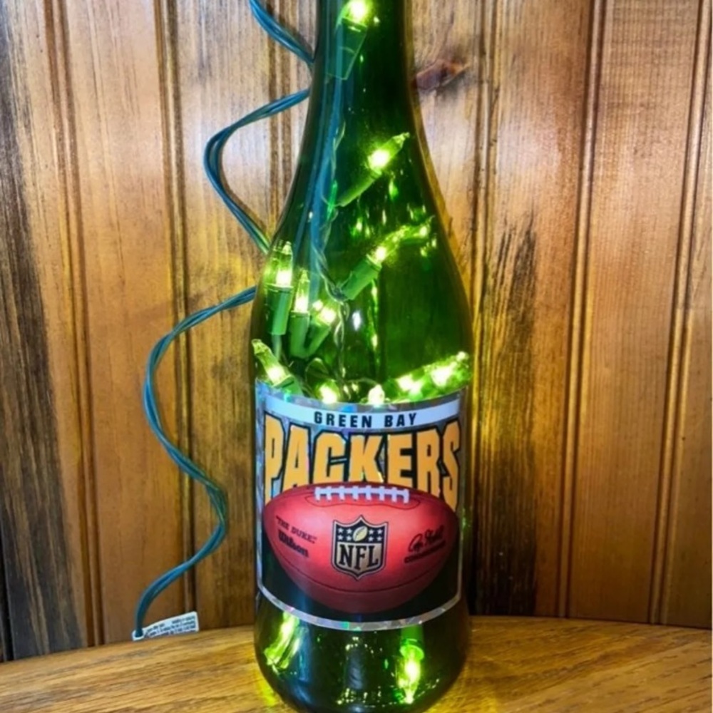 Packers lighted sports bottle